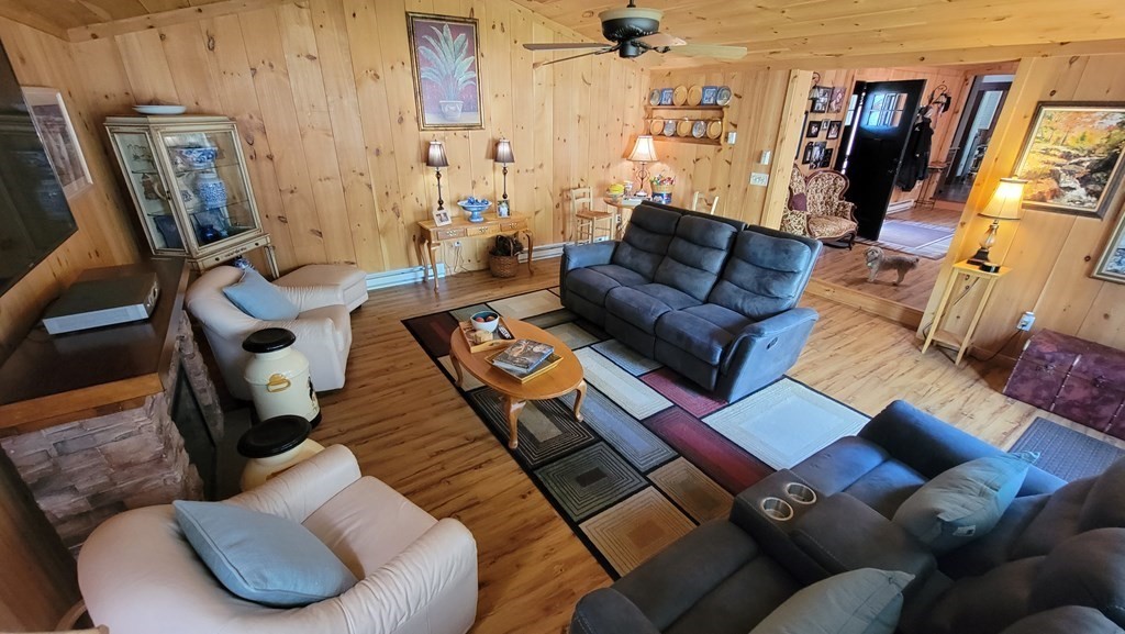 30 Harris Road Smithfield, RI 02917 - Photo 23 of 35 Gallery Image 23