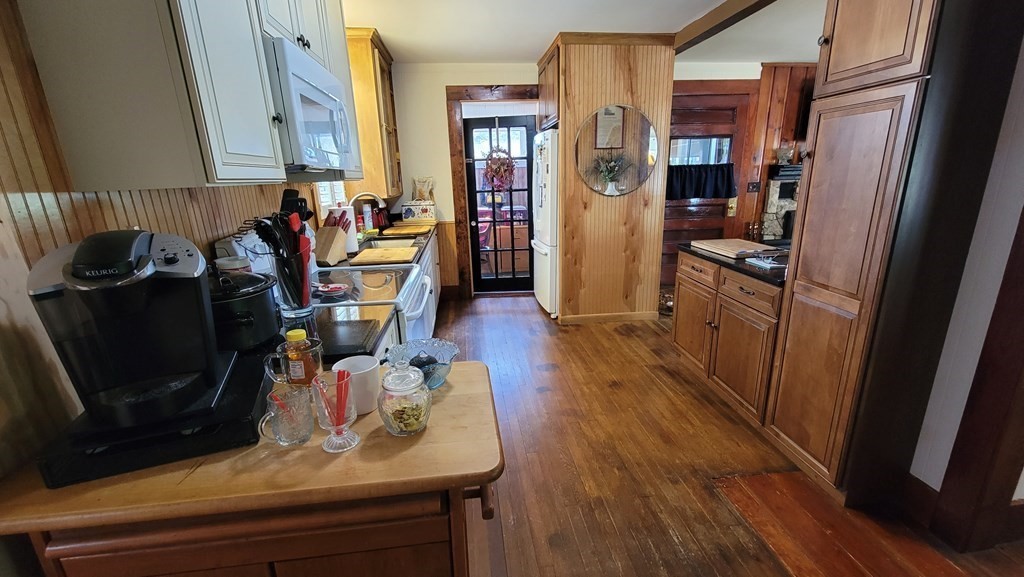 30 Harris Road Smithfield, RI 02917 - Photo 34 of 35 Gallery Image 34