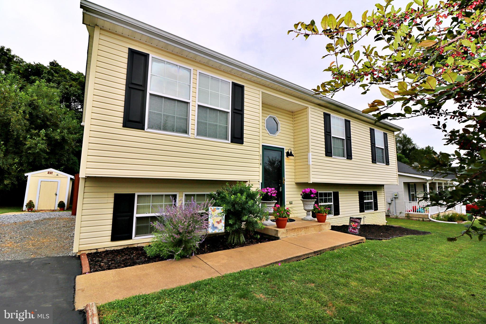 114 Michelle Drive Ranson, WV 25438 - Photo 1 of 21 114 Michelle Dr!