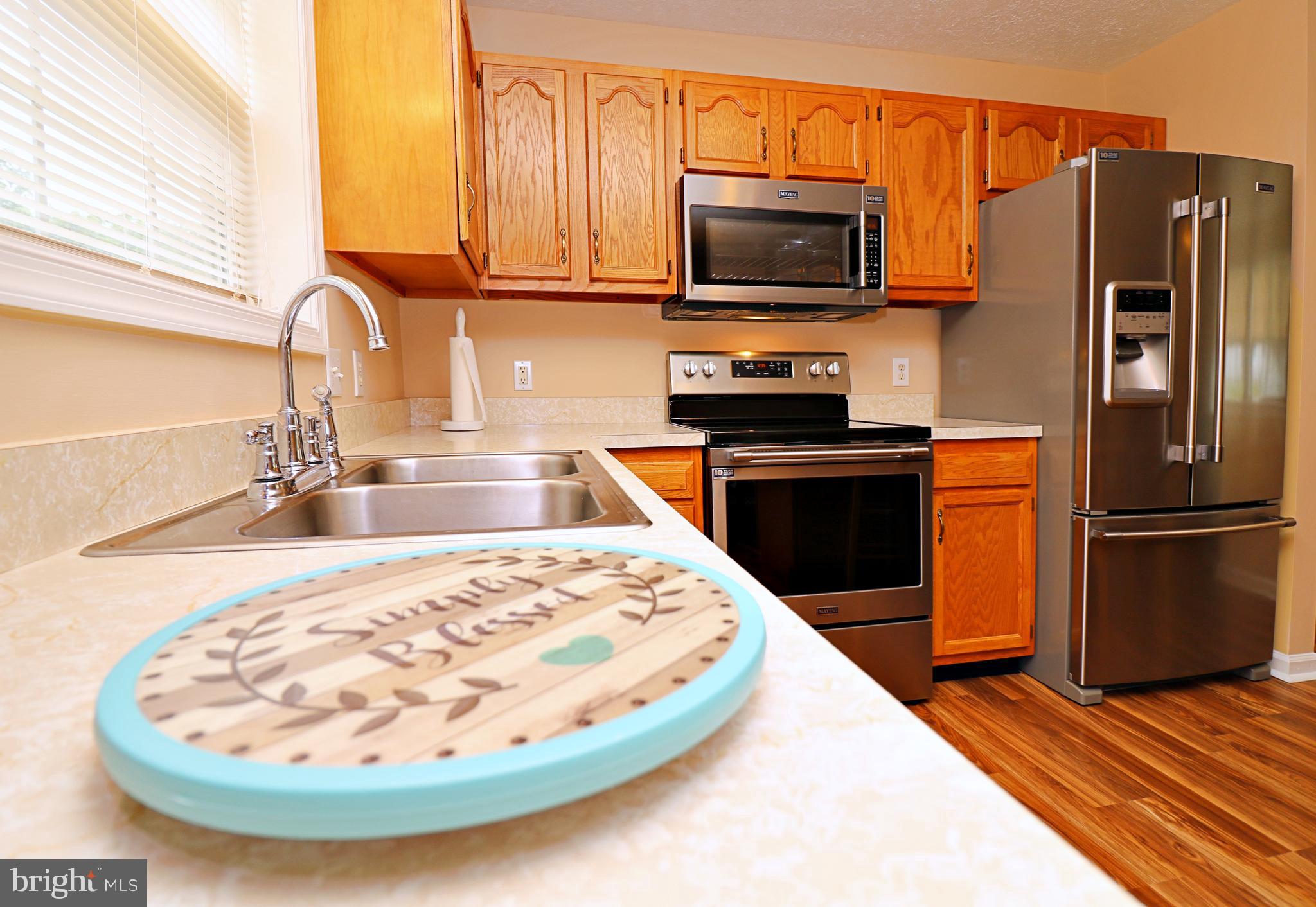 114 Michelle Drive Ranson, WV 25438 - Photo 8 of 21 Kitchen