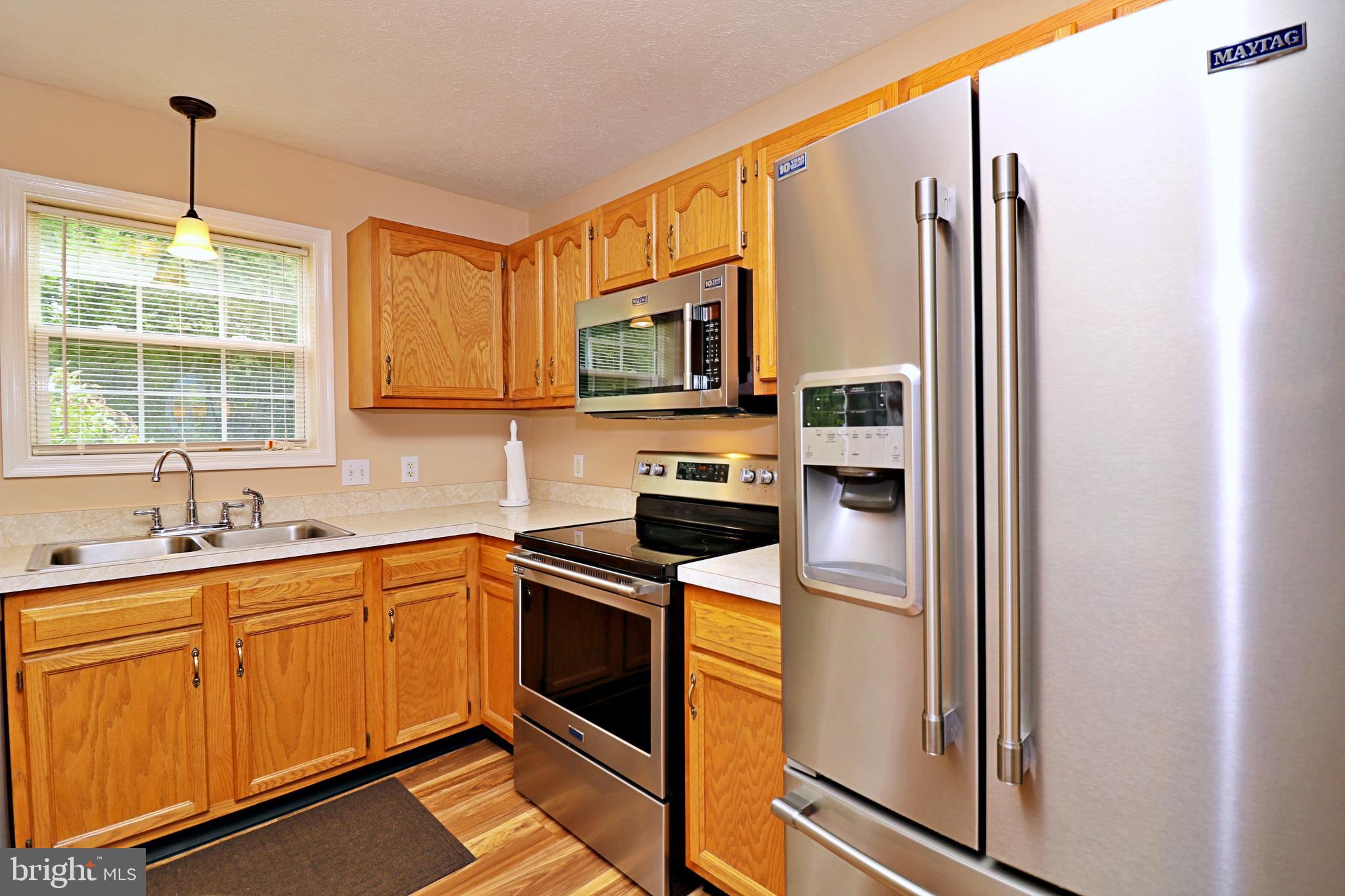 114 Michelle Drive Ranson, WV 25438 - Photo 10 of 21 Kitchen
