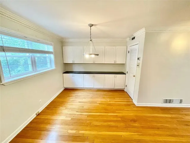 $1,750 | 3660 Peachtree Road, Unit C3, Atlanta, GA 30319