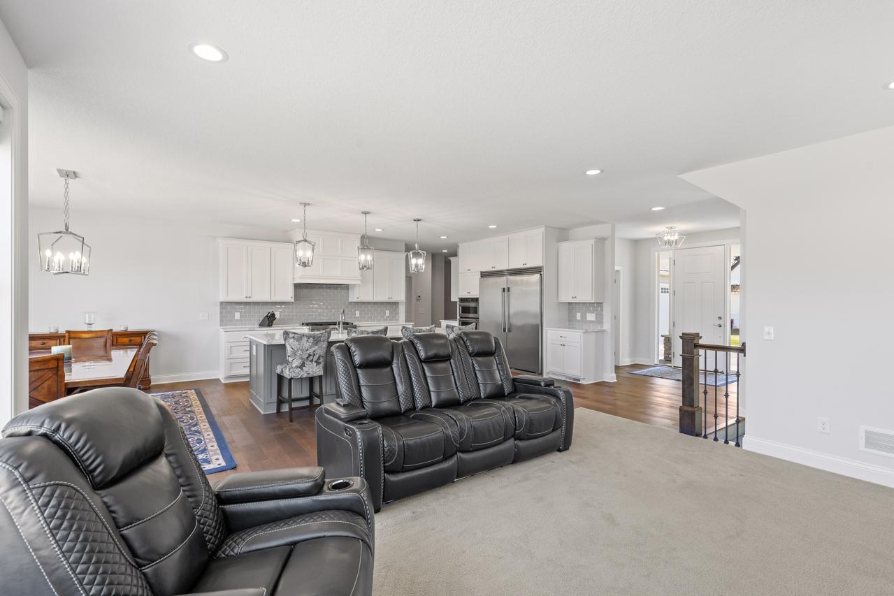 16860 Valley Road Eden Prairie, MN 55347 - Photo 13 of 71