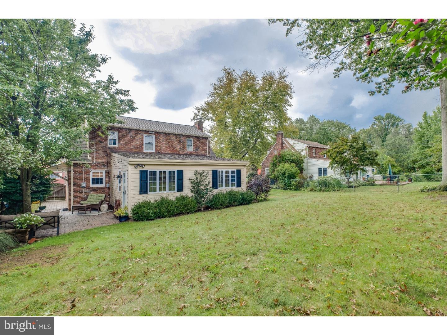 408 Willow Road Oreland, PA 19075 - Photo 2 of 22 Gallery Image 2