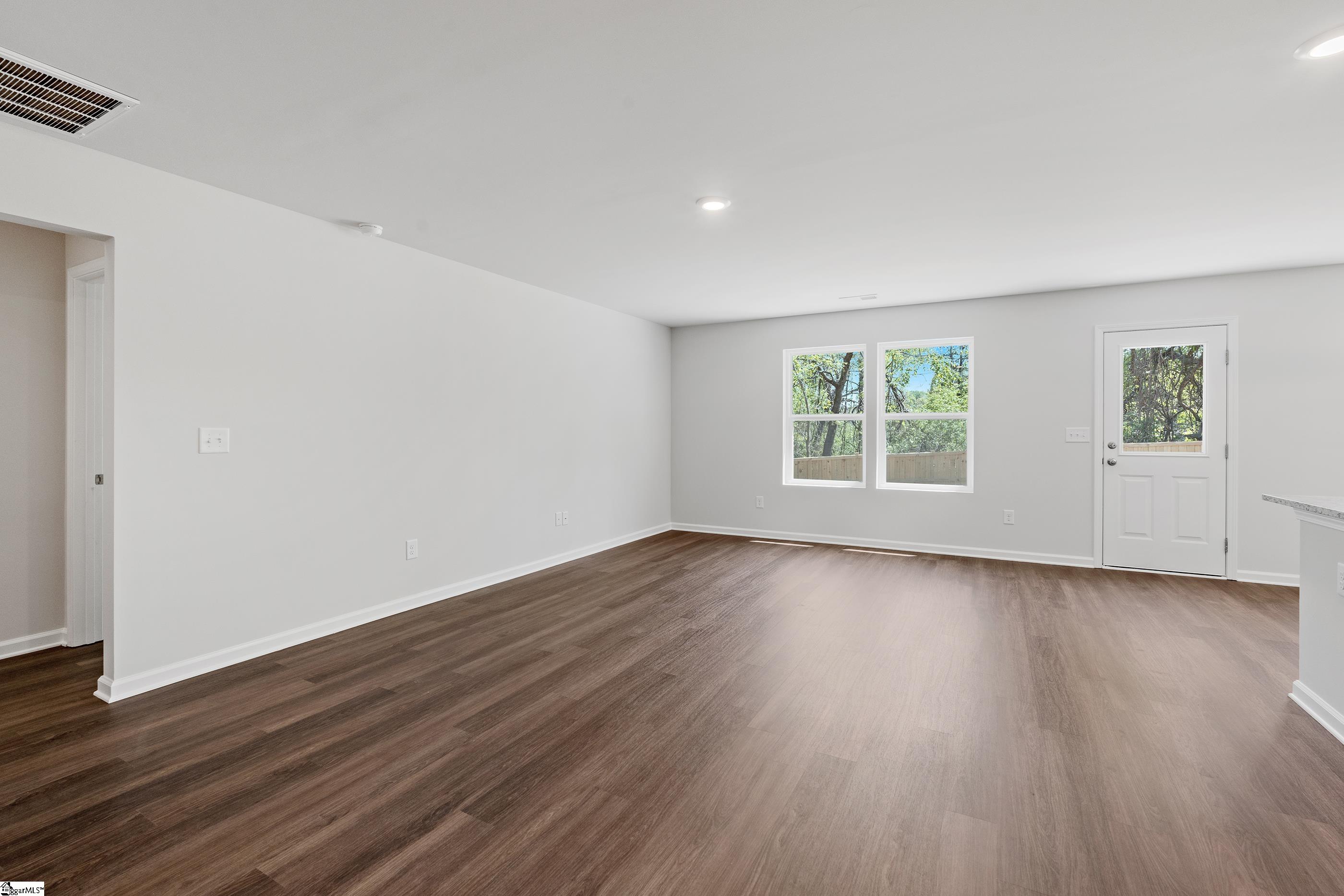 414 Kensington Circle Seneca, SC 29672 - Photo 19 of 29