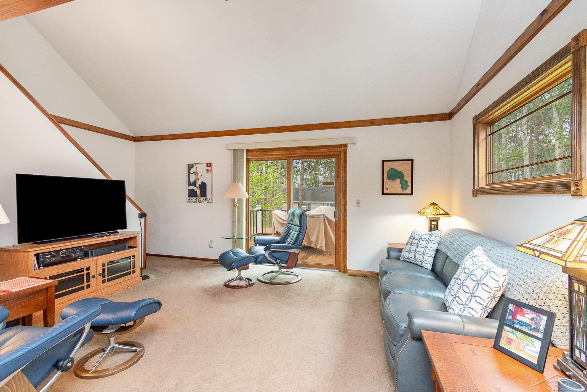 217 Maple Road Roscommon, MI 48653 - Photo 5 of 22