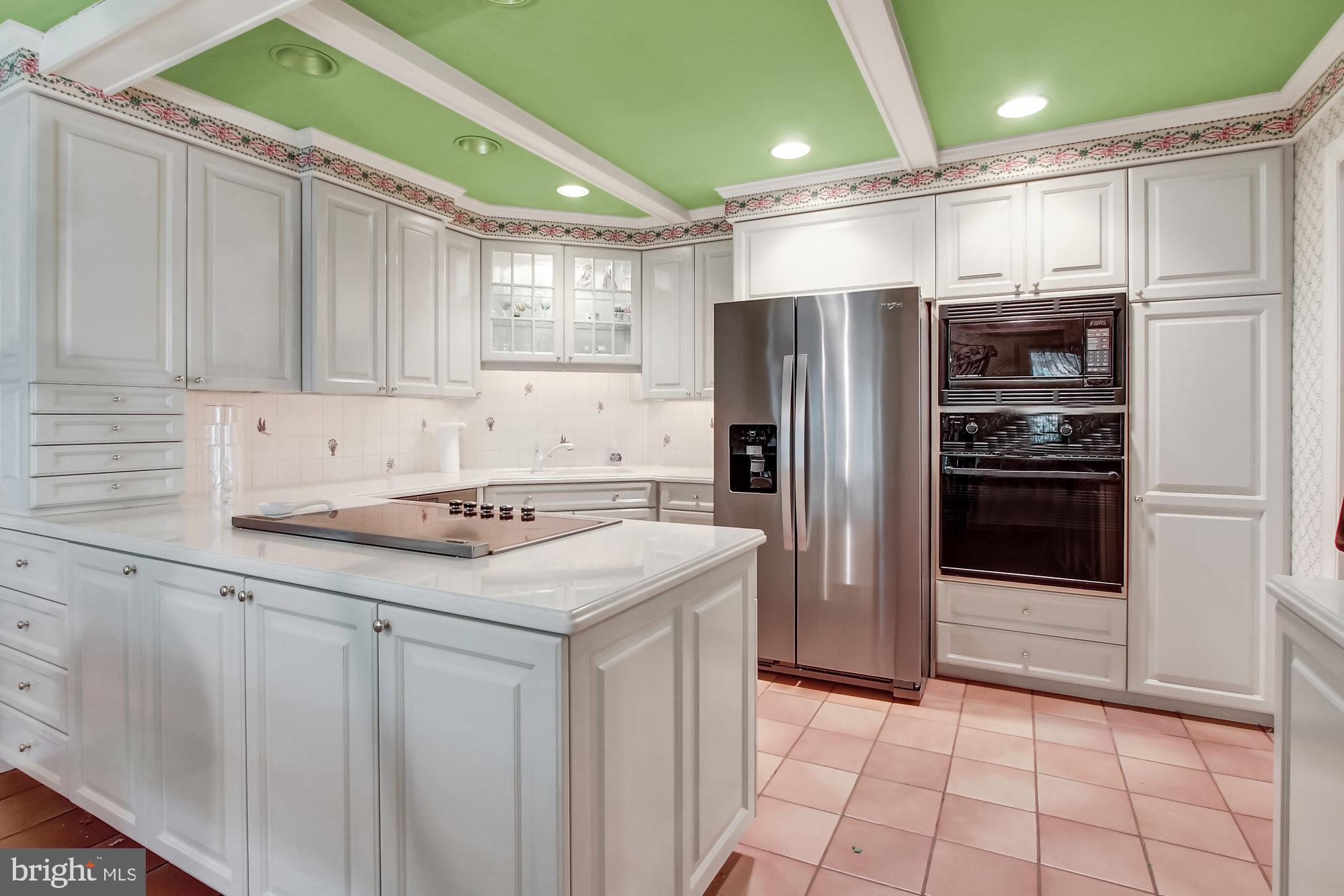 20 Hummingbird Road Wyomissing, PA 19610 - Photo 22 of 46 Gallery Image 22