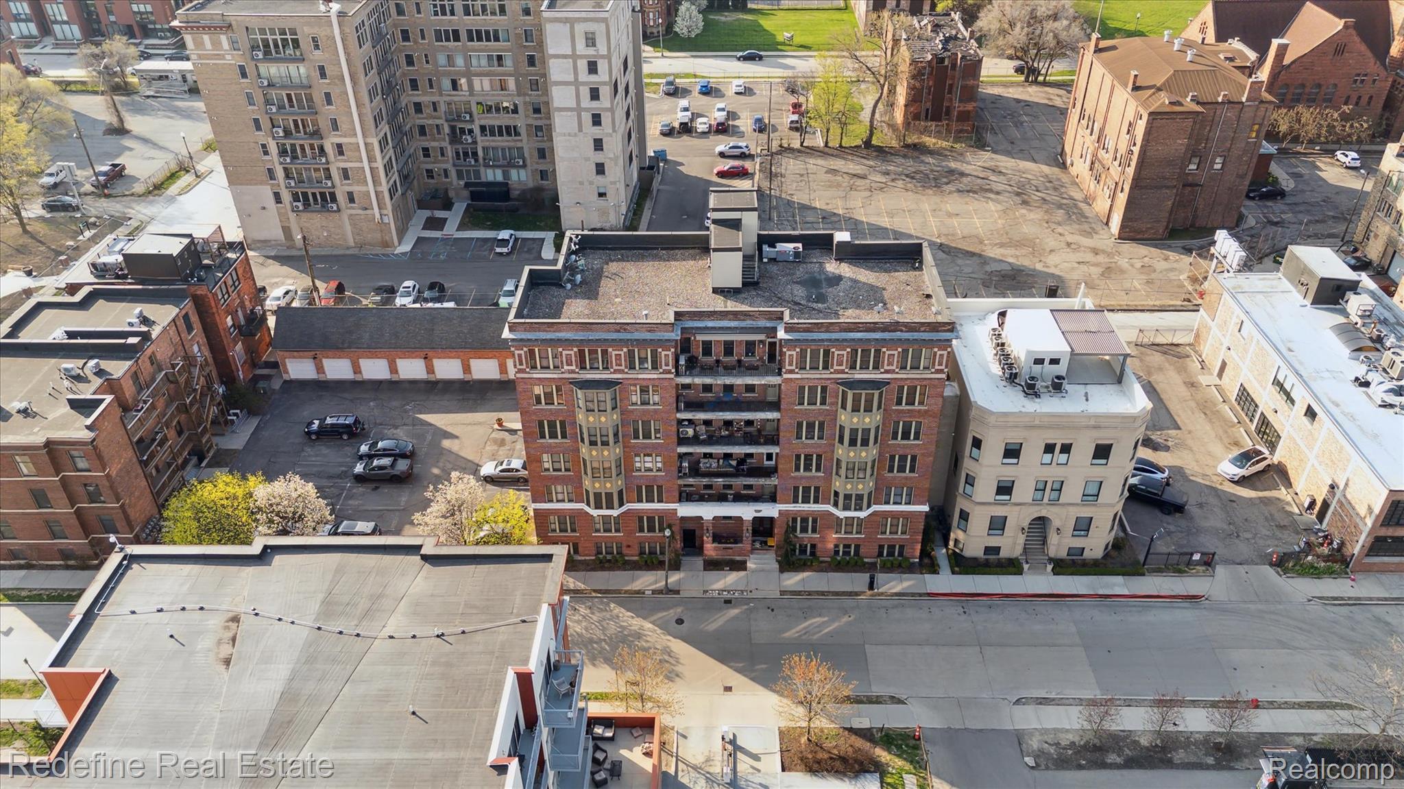 78 Watson Street, Unit 14 Detroit, MI 48201 - Photo 2 of 37 36-78-Watson-St-Unit-13-Detroit-MI-48201-WindowStill-02.jpg