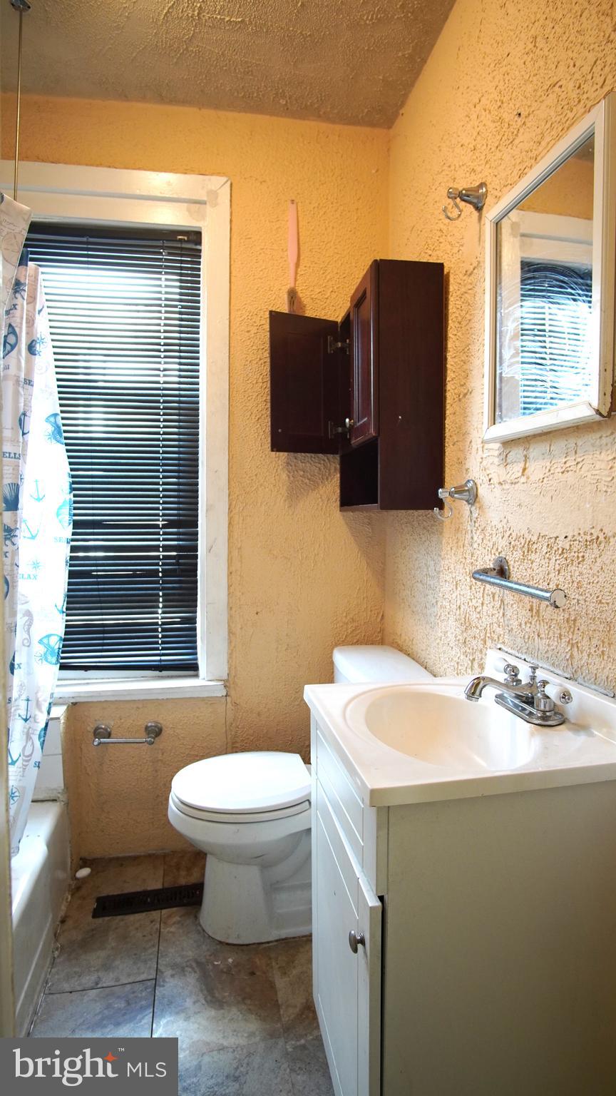2004 Tasker Street Philadelphia, PA 19145 - Photo 14 of 24 Gallery Image 14