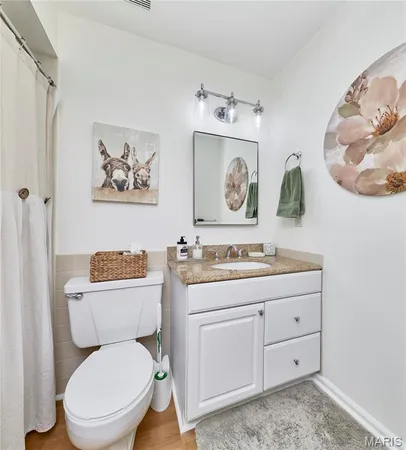 $134,900 | 4392 Chateau De Ville Drive, Unit F, St. Louis, MO 63129