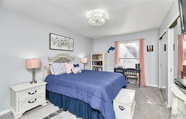$134,900 | 4392 Chateau De Ville Drive, Unit F, St. Louis, MO 63129