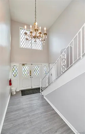 $134,900 | 4392 Chateau De Ville Drive, Unit F, St. Louis, MO 63129