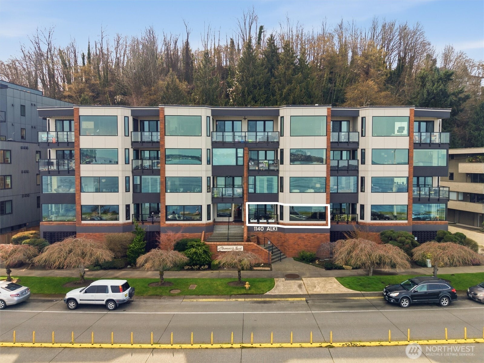 1140 Alki Avenue Southwest, Unit 204 Seattle, WA 98116 - Photo 25 of 31