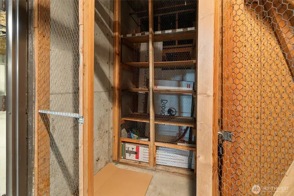 $729,000 | 1140 Alki Avenue Southwest, Unit 204, Seattle, WA 98116