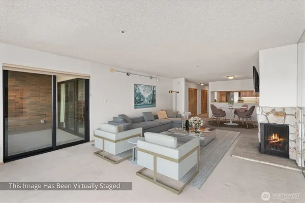 $729,000 | 1140 Alki Avenue Southwest, Unit 204, Seattle, WA 98116