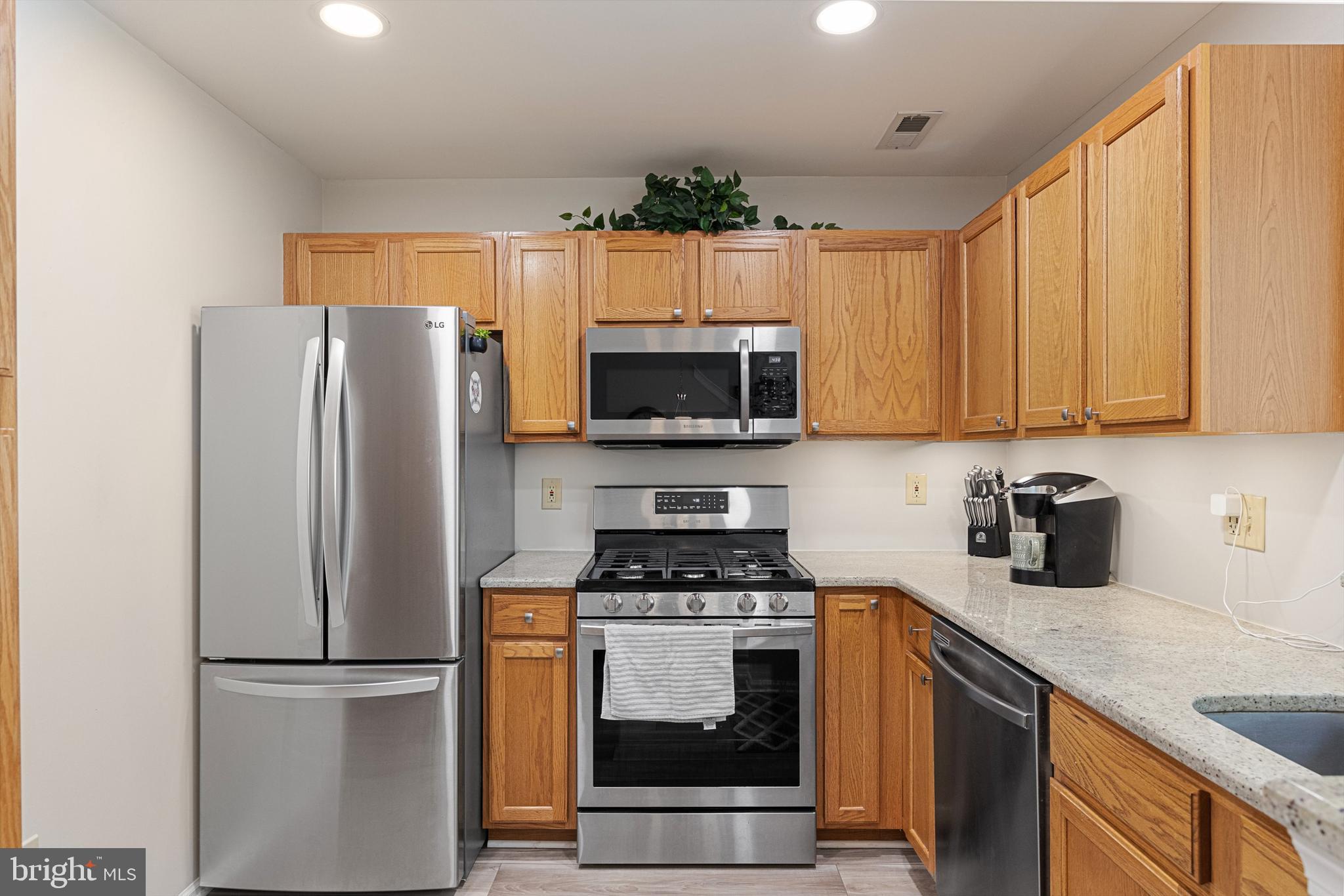 2306 Rabbit Run Road Marlton, NJ 08053 - Photo 11 of 26