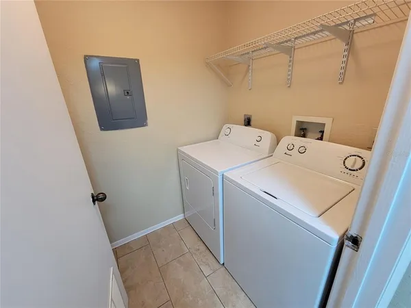 $1,395 | 3705 Southwest 27th Street, Unit 1016, Gainesville, FL 32608