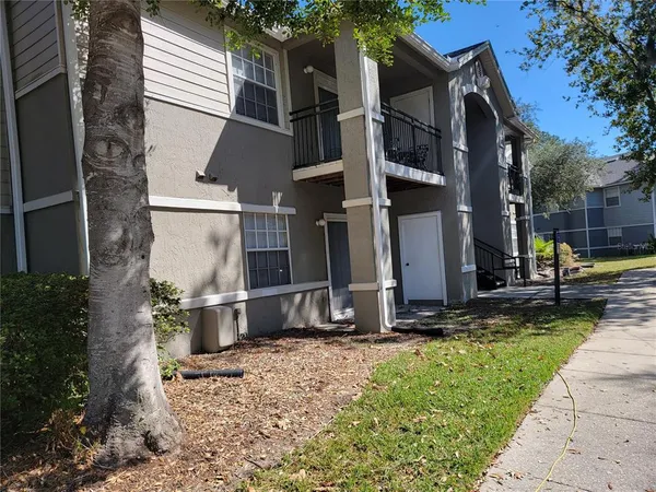 $1,395 | 3705 Southwest 27th Street, Unit 1016, Gainesville, FL 32608