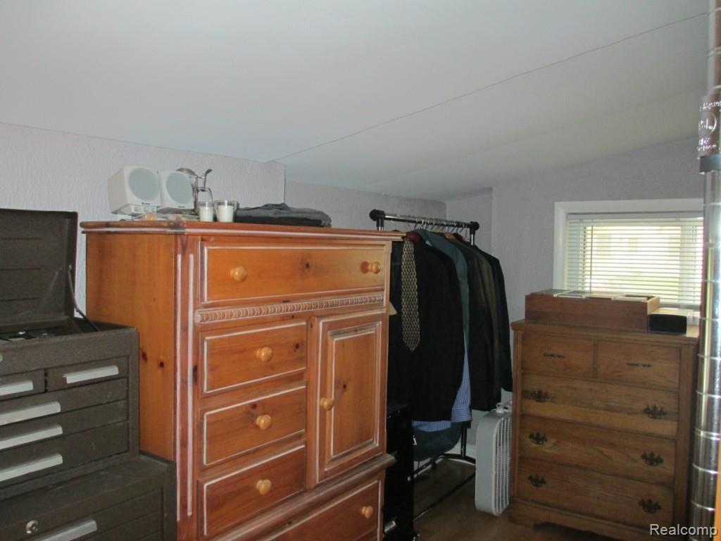 588 Heights Road Lake Orion, MI 48362 - Photo 6 of 19 Bedroom