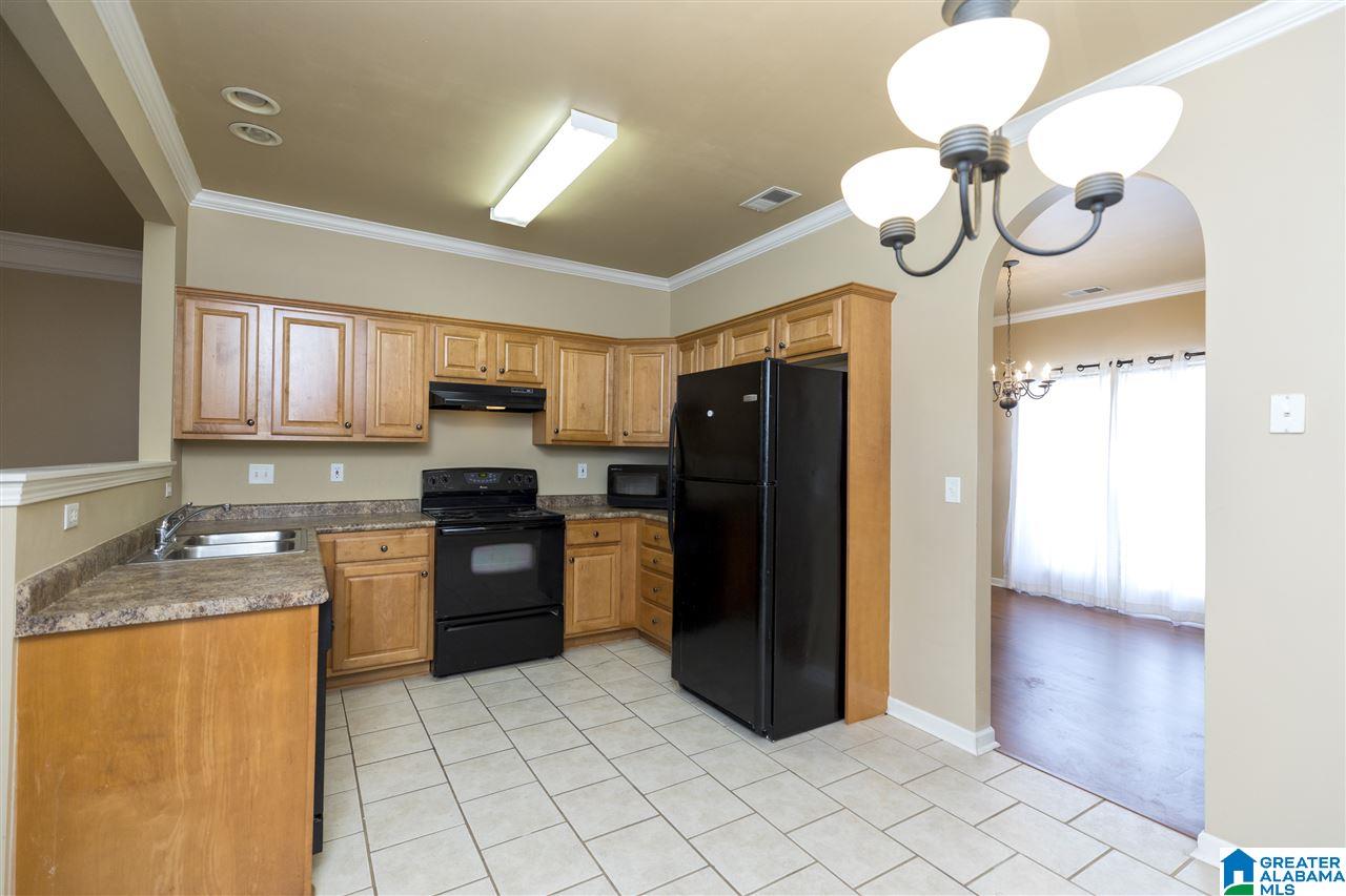 656 Barkley Circle Alabaster, AL 35007 - Photo 18 of 40