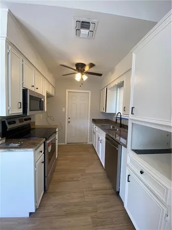 $1,695 | 1934 Melisa Lane, Corpus Christi, TX 78412