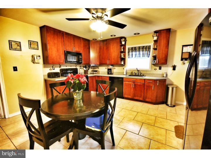 139 Blue Anchor Road Sicklerville, NJ 08081 - Photo 3 of 25