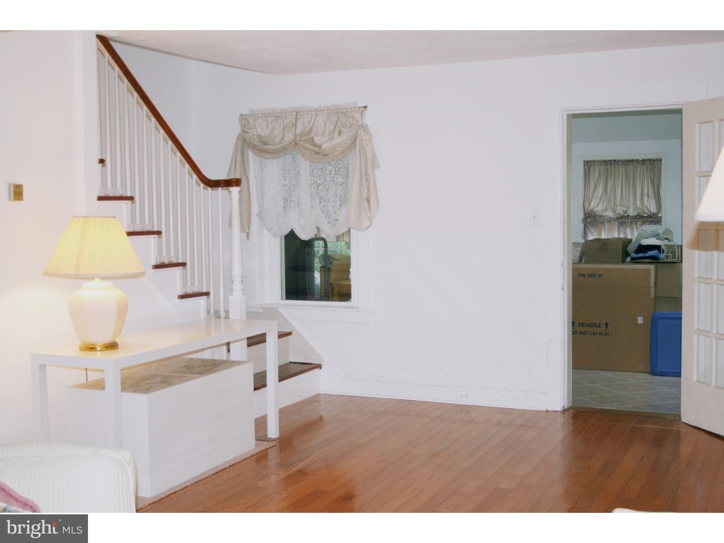 610 Cowpath Road Lansdale, PA 19446 - Photo 13 of 25 Living Room