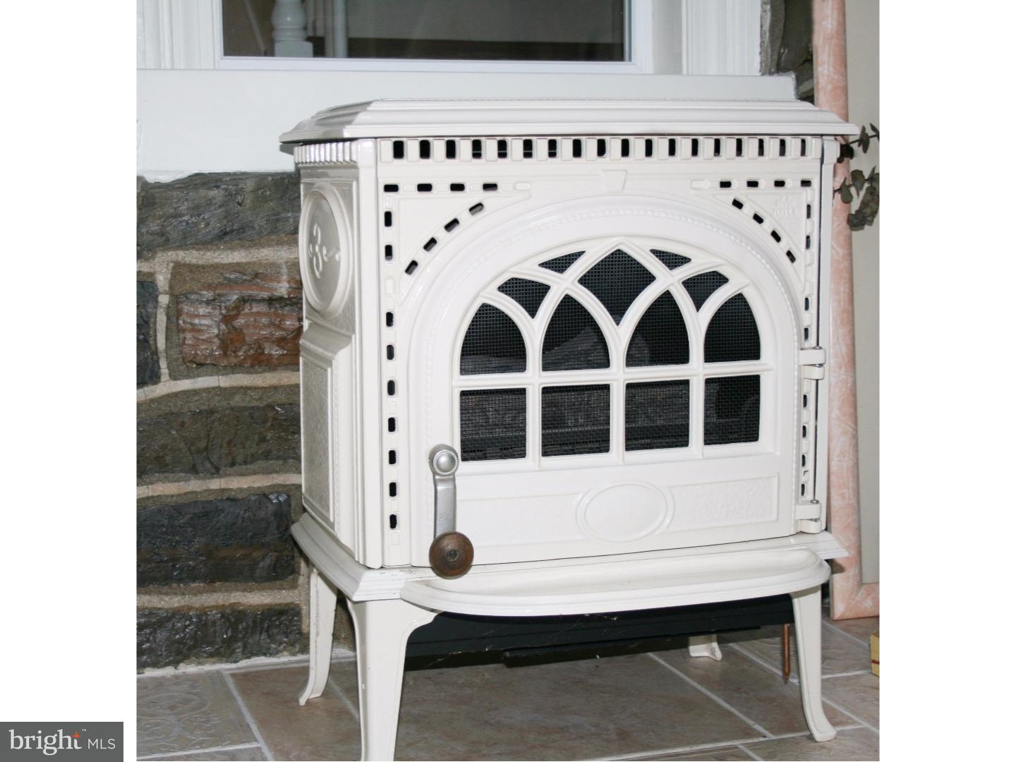 610 Cowpath Road Lansdale, PA 19446 - Photo 6 of 25 Fireplace
