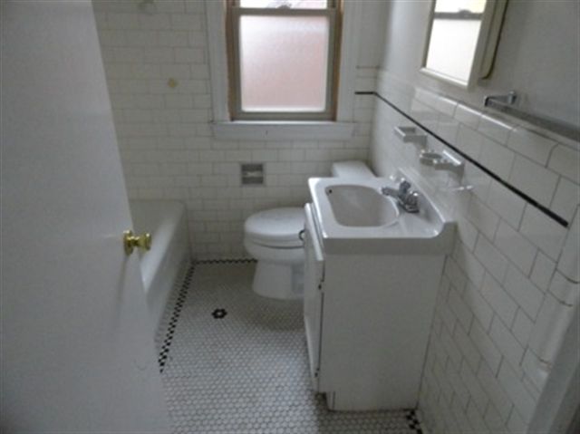 5550-52 Yorkshire Road Detroit, MI 48224 - Photo 7 of 11 31080836-6.JPG