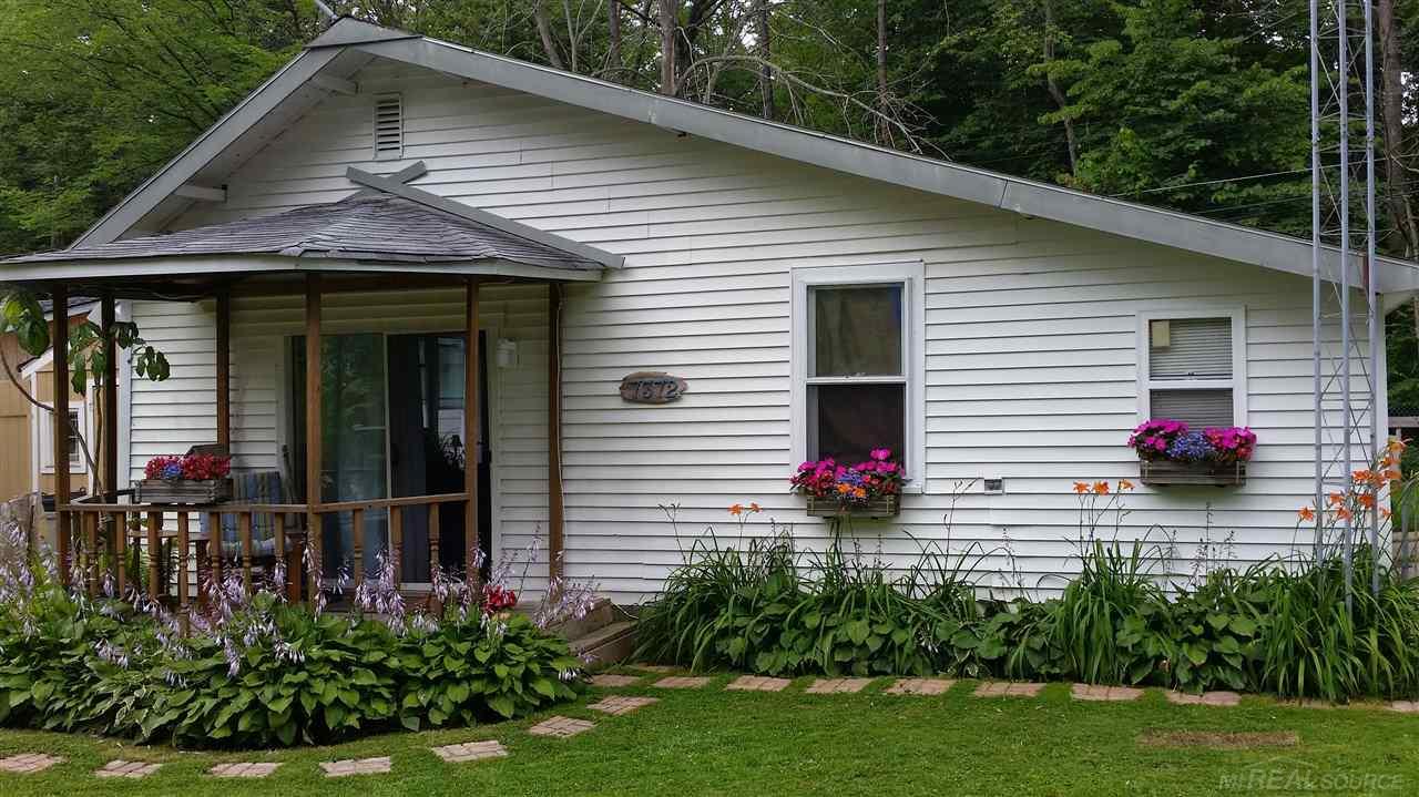 7372 Shoreward Road Lexington, MI 48450 - Photo 2 of 20 31288284-1.JPG