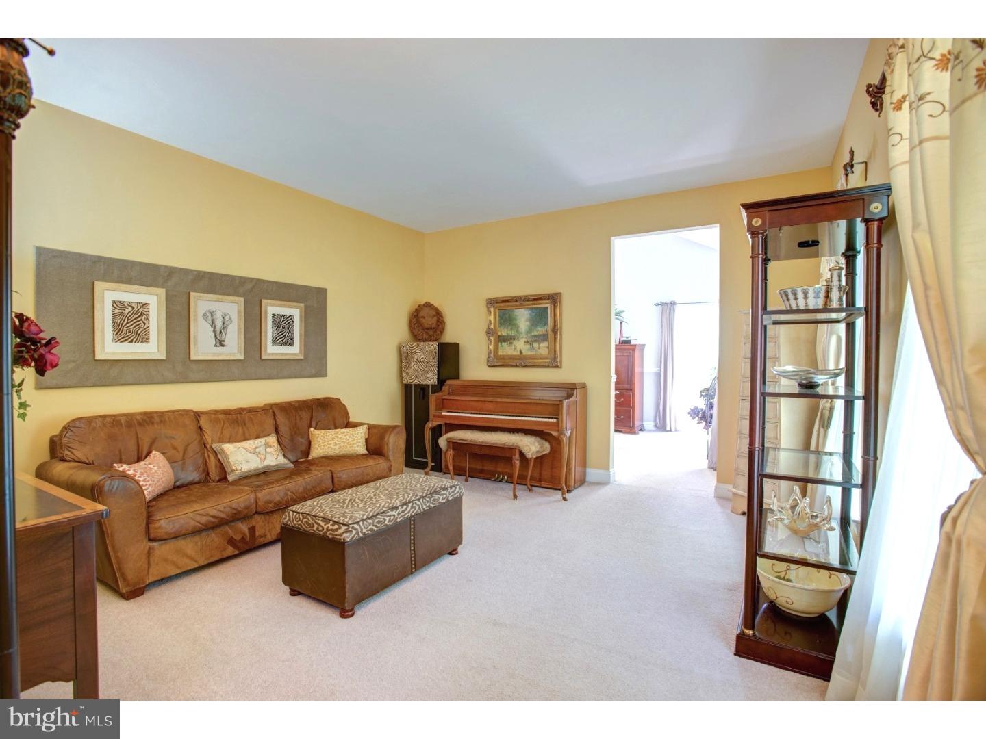 4720 Cheshire Road Doylestown, PA 18902 - Photo 5 of 22 Living Room