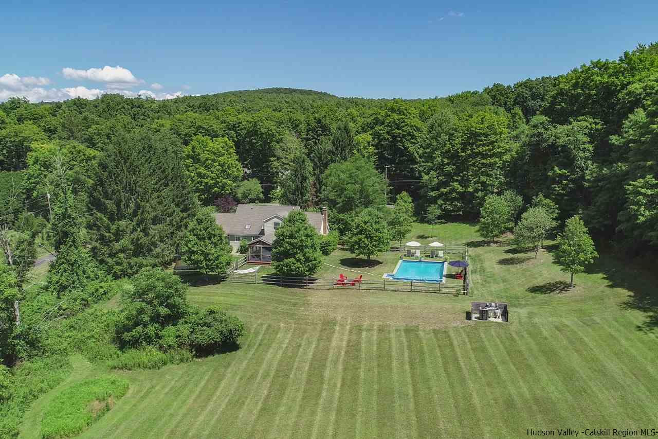 173 Peak Road Stone Ridge, NY 12484 - Photo 3 of 34