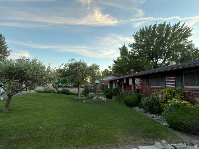 2550 Peach Street Perry, UT 84302 - Photo 3 of 41