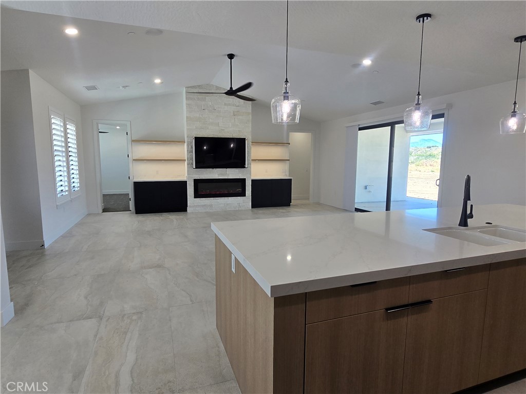 6224 Outpost Road Oak Hills, CA 92344 - Photo 14 of 58