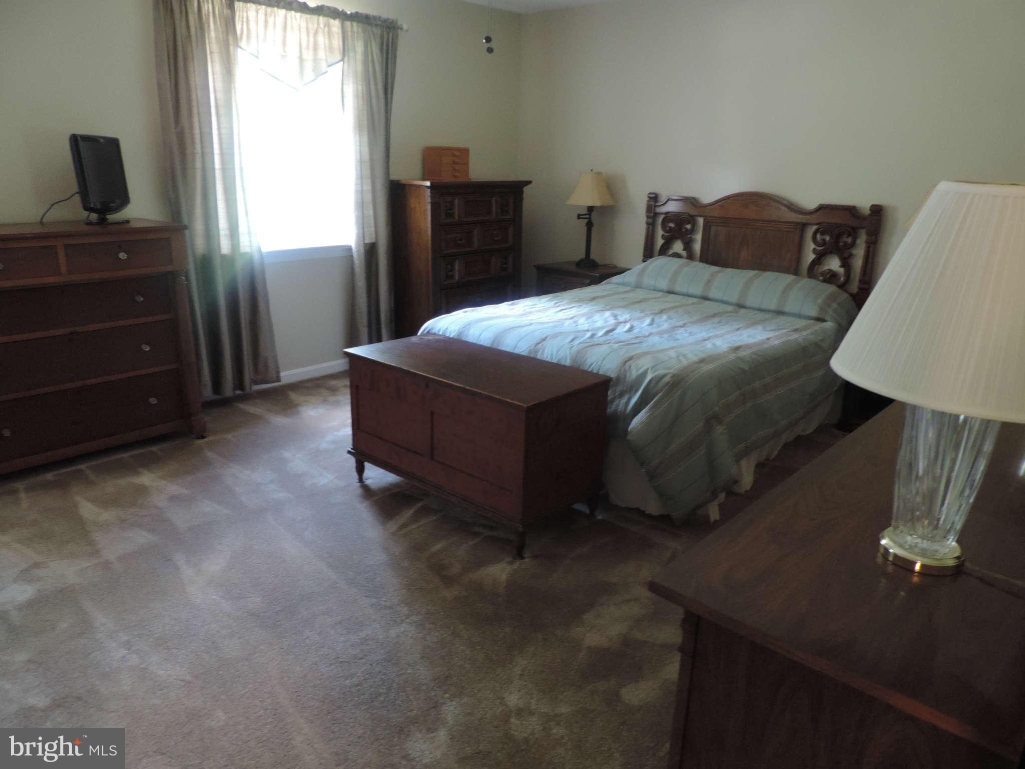 7002 Flax Street Springfield, VA 22152 - Photo 13 of 23 Bedroom Master