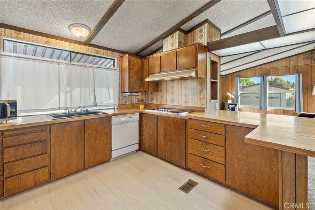 3835 Gardiner Ferry Road, Unit 4 Corning, CA 96021 - Photo 7 of 21 Gallery Image 7