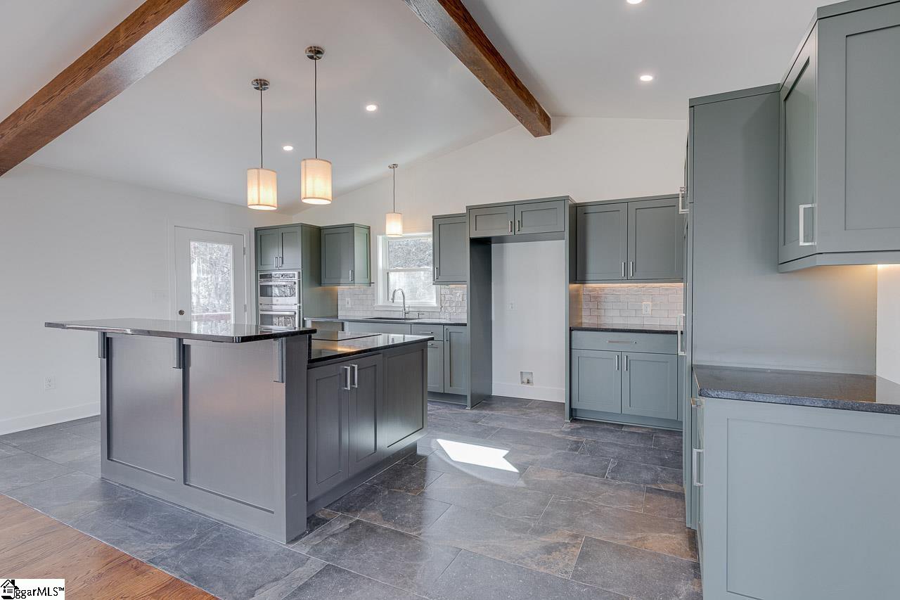 32 Old Altamont Ridge Road Greenville, SC 29609 - Photo 14 of 36