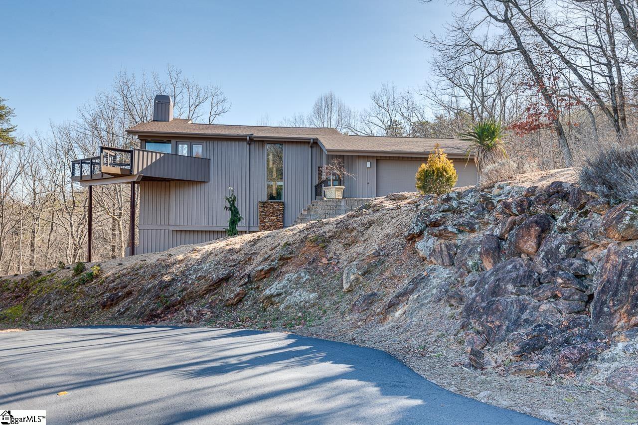 32 Old Altamont Ridge Road Greenville, SC 29609 - Photo 2 of 36
