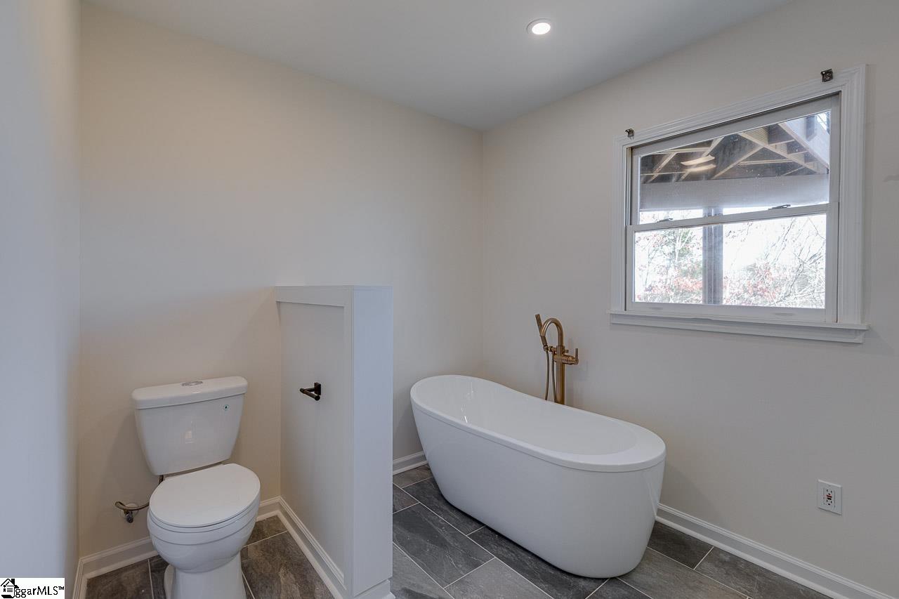 32 Old Altamont Ridge Road Greenville, SC 29609 - Photo 23 of 36