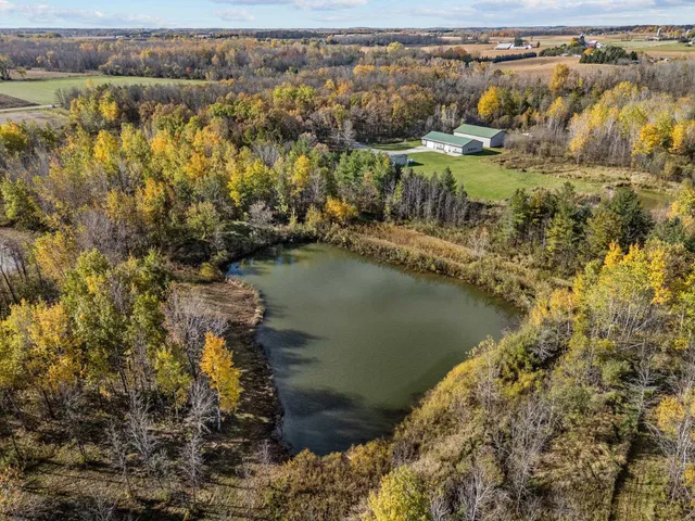 $425,000 | Krueger Road, Black Creek, WI 54106