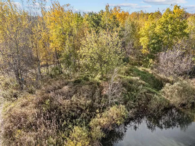 $425,000 | Krueger Road, Black Creek, WI 54106