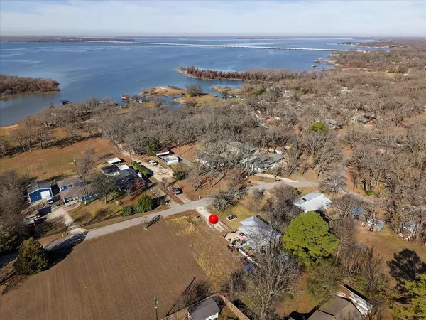 $339,999 | 681 Briggs Boulevard, East Tawakoni, TX 75472