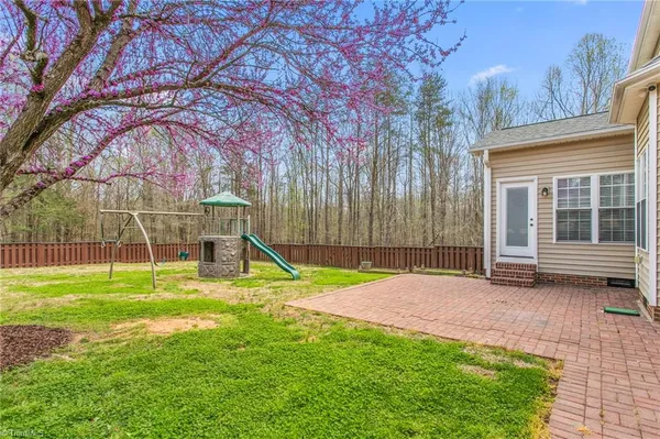 $490,000 | 7702 Sorrel Run Court, Summerfield, NC 27358