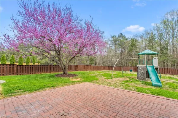 $490,000 | 7702 Sorrel Run Court, Summerfield, NC 27358