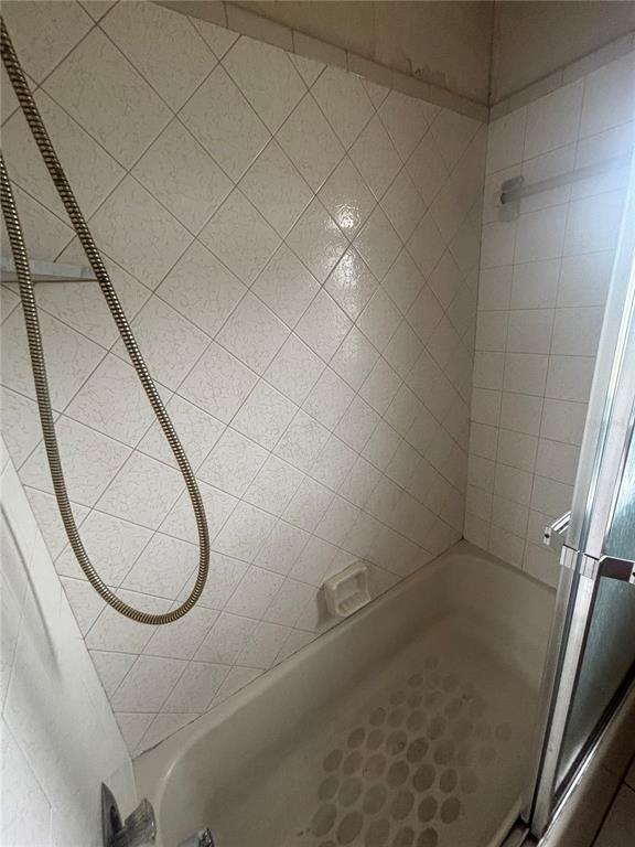 612 Rodney Drive Altamonte Springs, FL 32701 - Photo 16 of 22