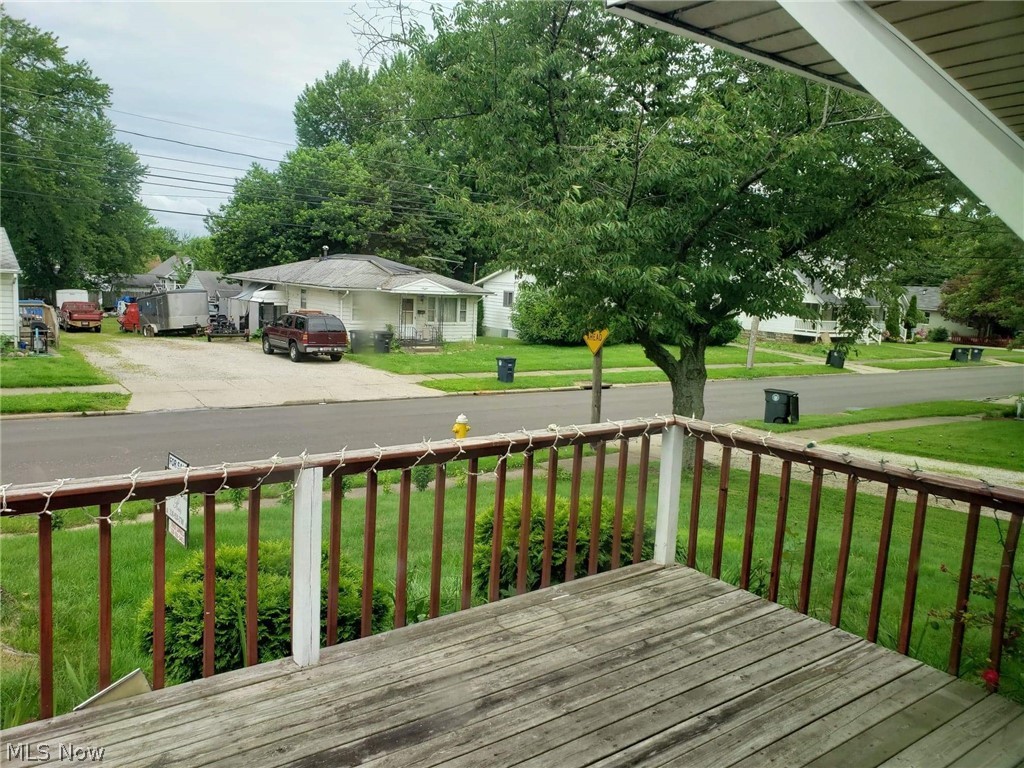 1439 Breiding Road Akron, OH 44310 - Photo 2 of 20