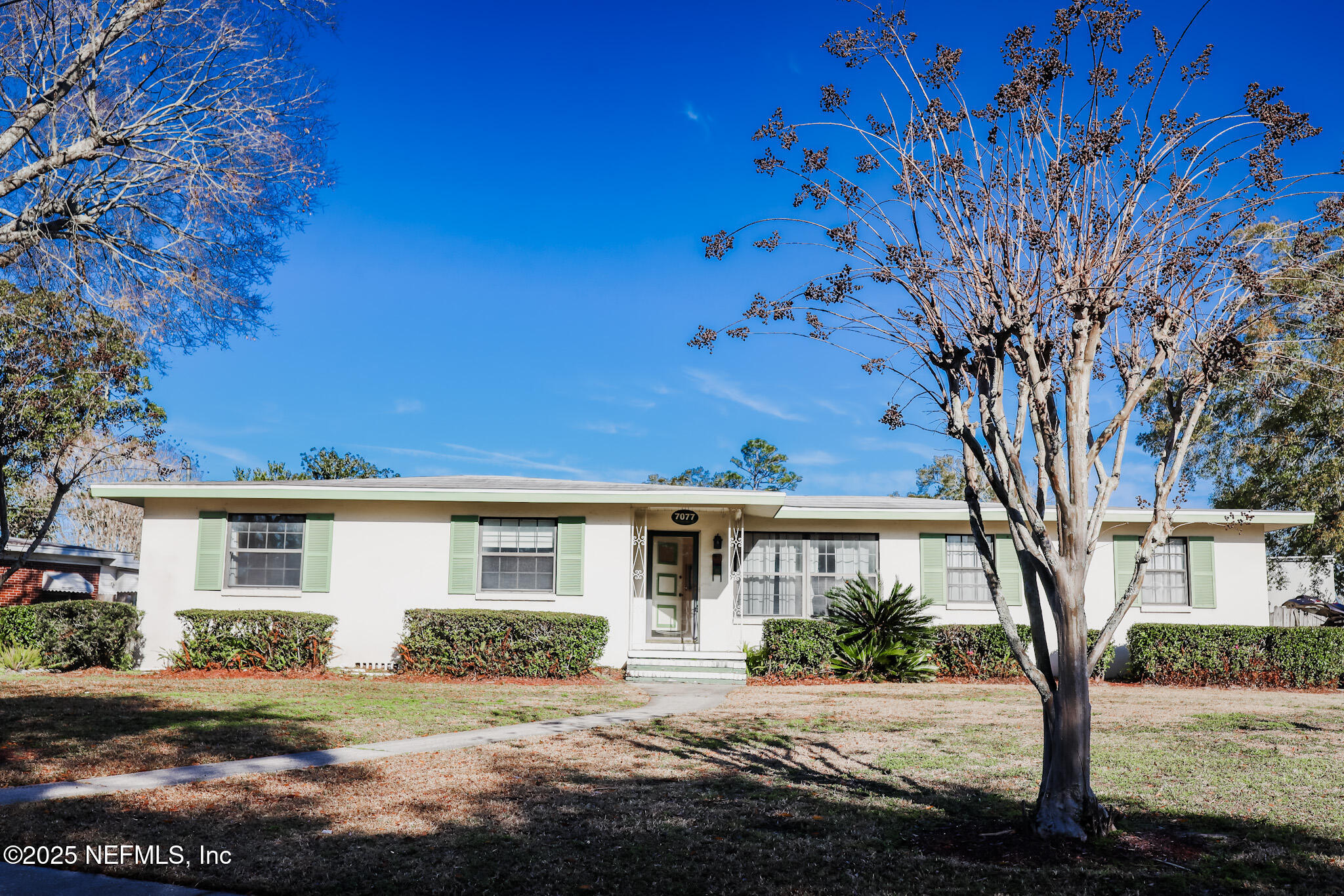 7077 Holiday Road North Jacksonville, FL 32216 - Photo 1 of 25 7077 Holiday #10