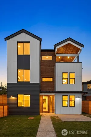 $1,049,950 | 5921 32nd Avenue Southwest, Seattle, WA 98126