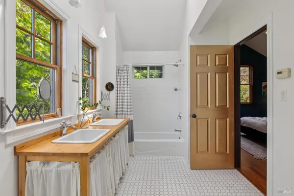 $3,350,000 | 12 Chaparral Lane, San Geronimo, CA 94963