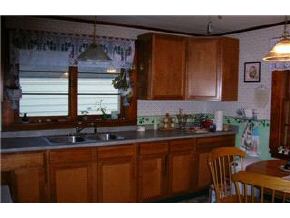 42 Griswold Drive Rockingham, VT 05101 - Photo 7 of 9 Gallery Image 7
